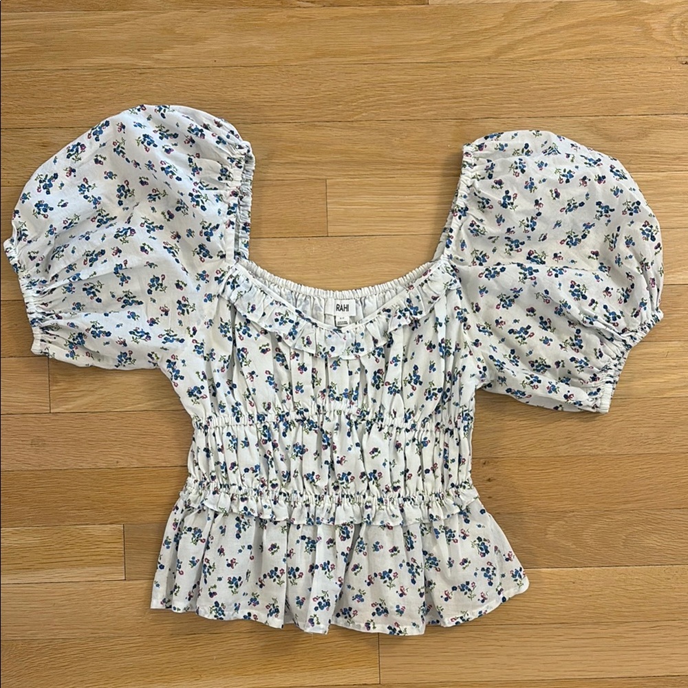 Cute Floral Puff Sleeve Top